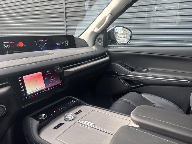 used 2025 Lincoln Navigator car, priced at $89,643