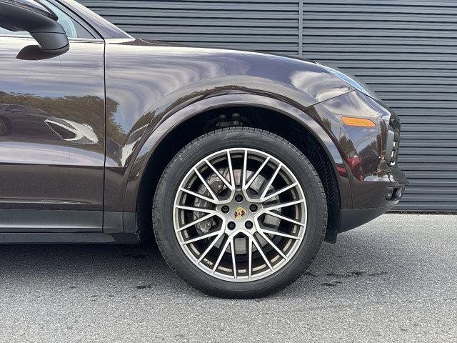 used 2022 Porsche Cayenne car, priced at $58,390