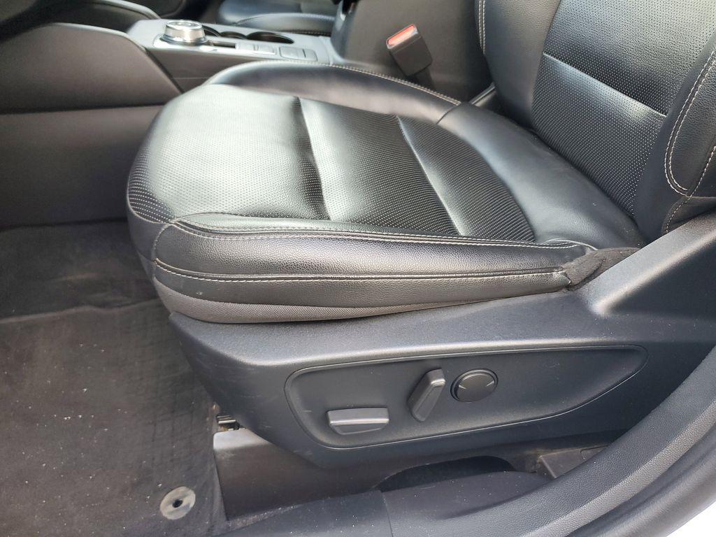 used 2022 Ford Escape car, priced at $19,995