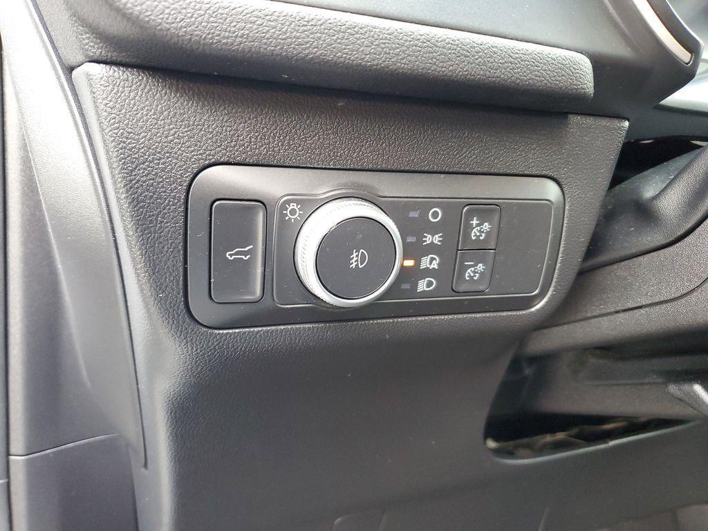 used 2022 Ford Escape car, priced at $19,995