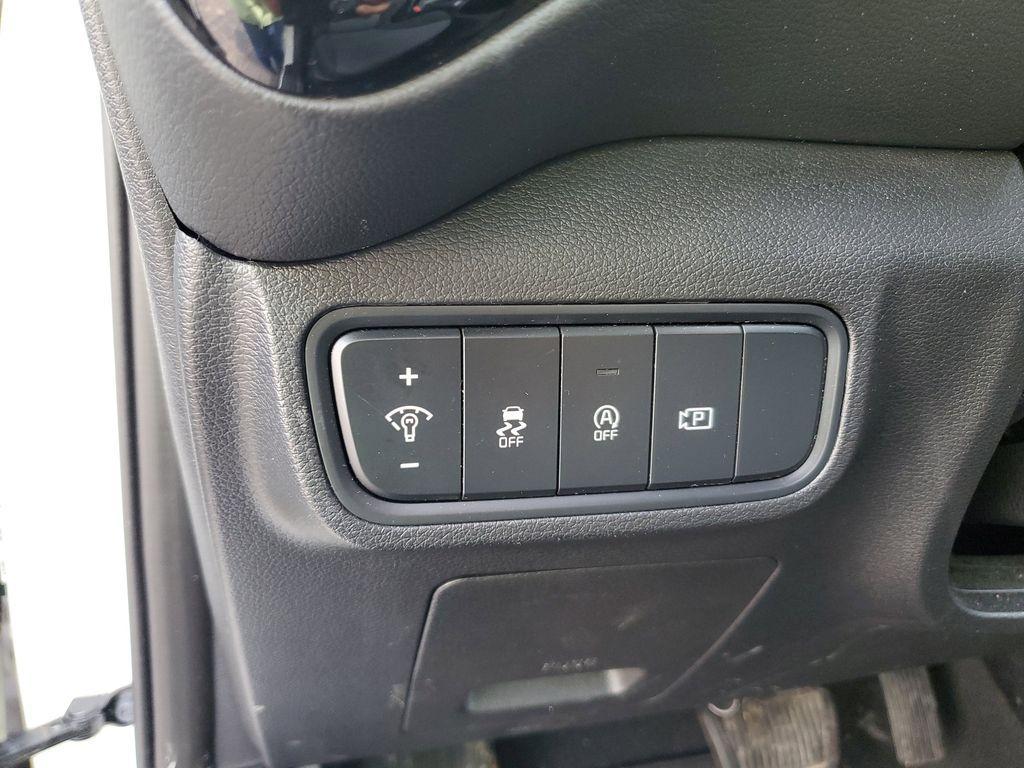 used 2024 Kia Soul car, priced at $18,995