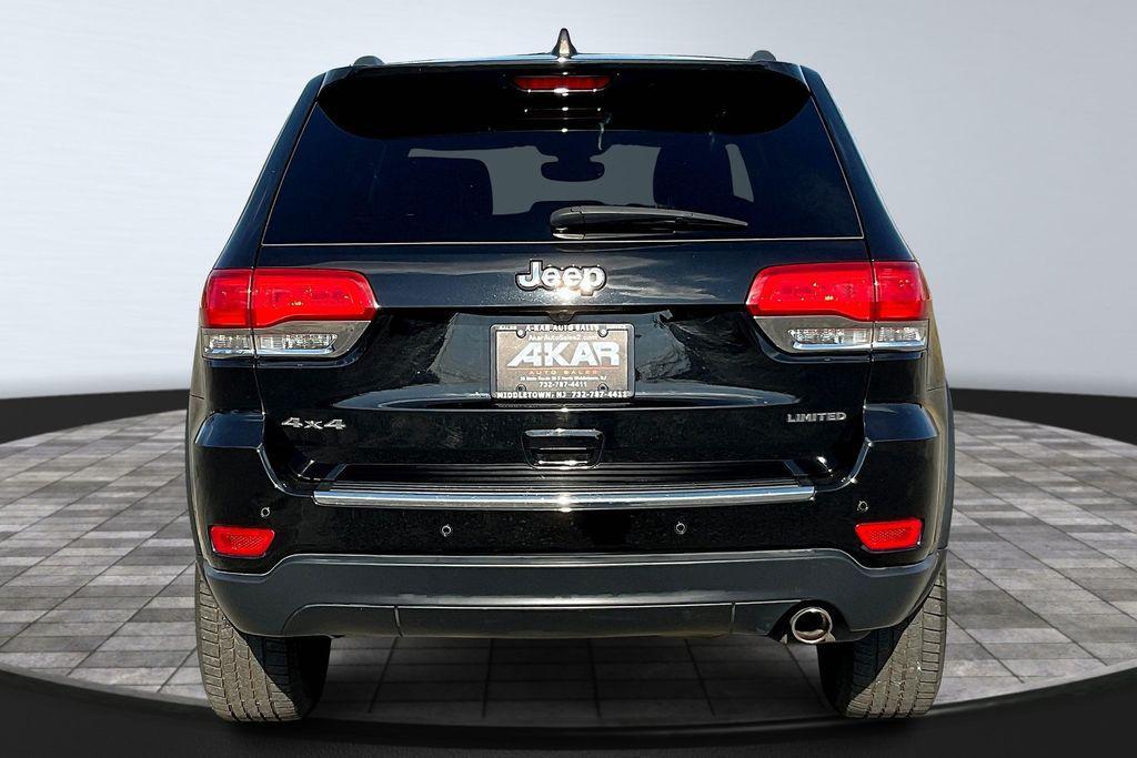 used 2017 Jeep Grand Cherokee car, priced at $13,995