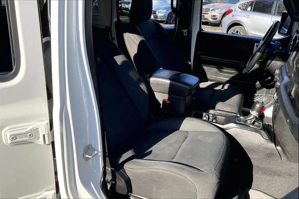 used 2019 Jeep Wrangler Unlimited car, priced at $19,995