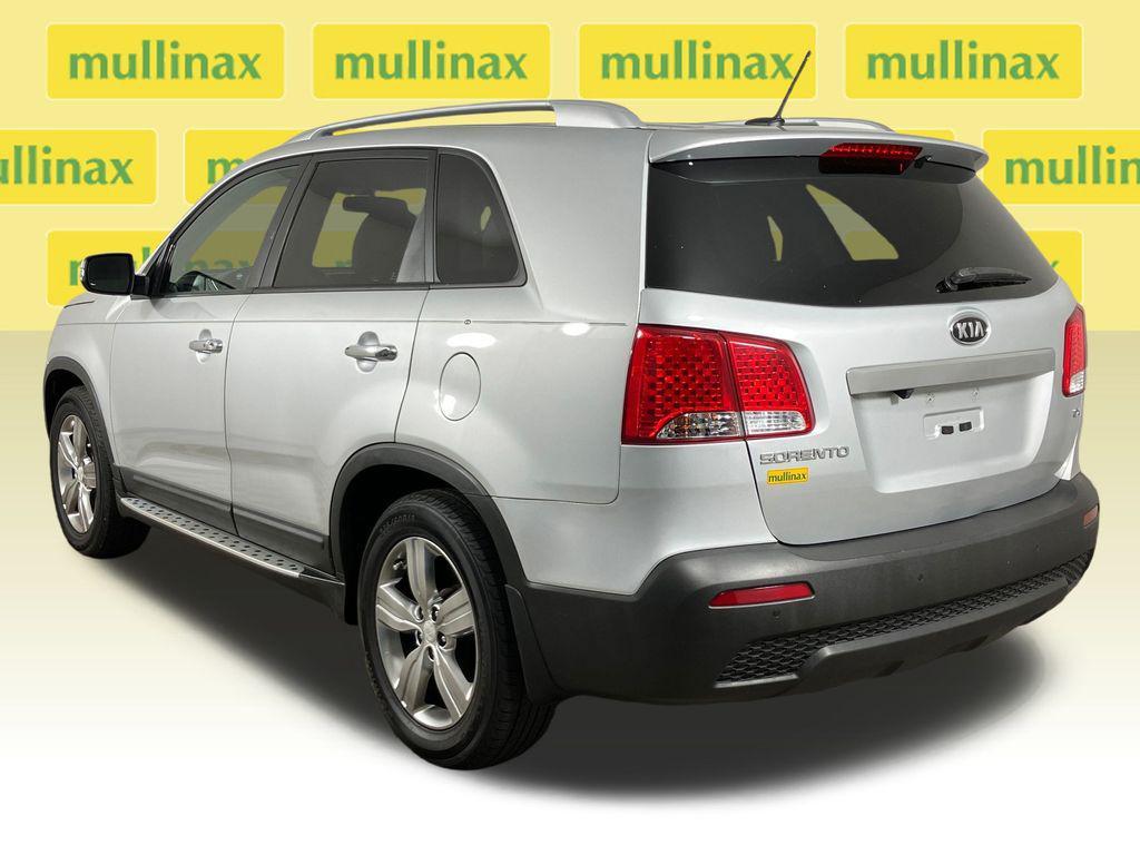 used 2013 Kia Sorento car, priced at $12,900