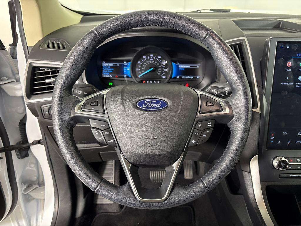 used 2023 Ford Edge car, priced at $22,900