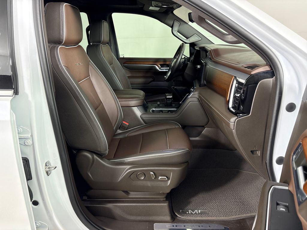 used 2023 GMC Sierra 1500 car, priced at $54,901