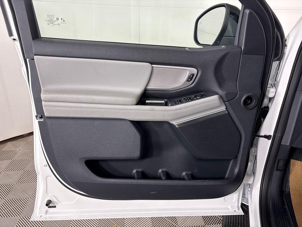 new 2026 Ford Expedition car, priced at $68,011