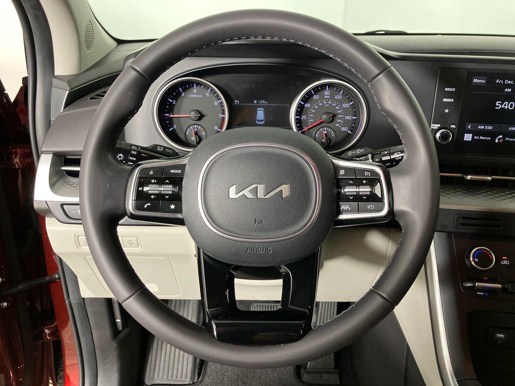 used 2024 Kia Carnival car, priced at $33,501