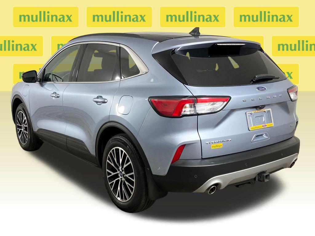 used 2022 Ford Escape car, priced at $25,900