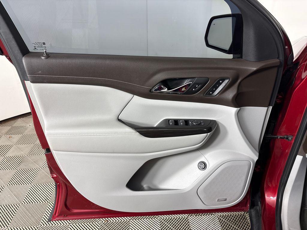 used 2019 GMC Acadia car, priced at $18,500
