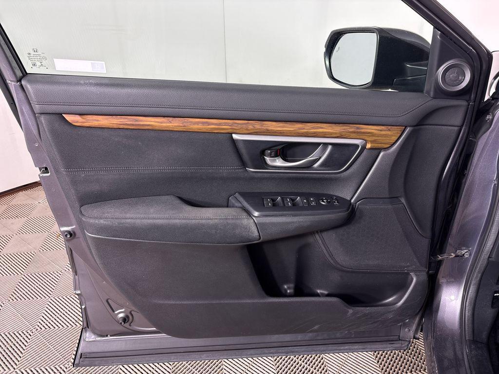 used 2018 Honda CR-V car, priced at $15,901