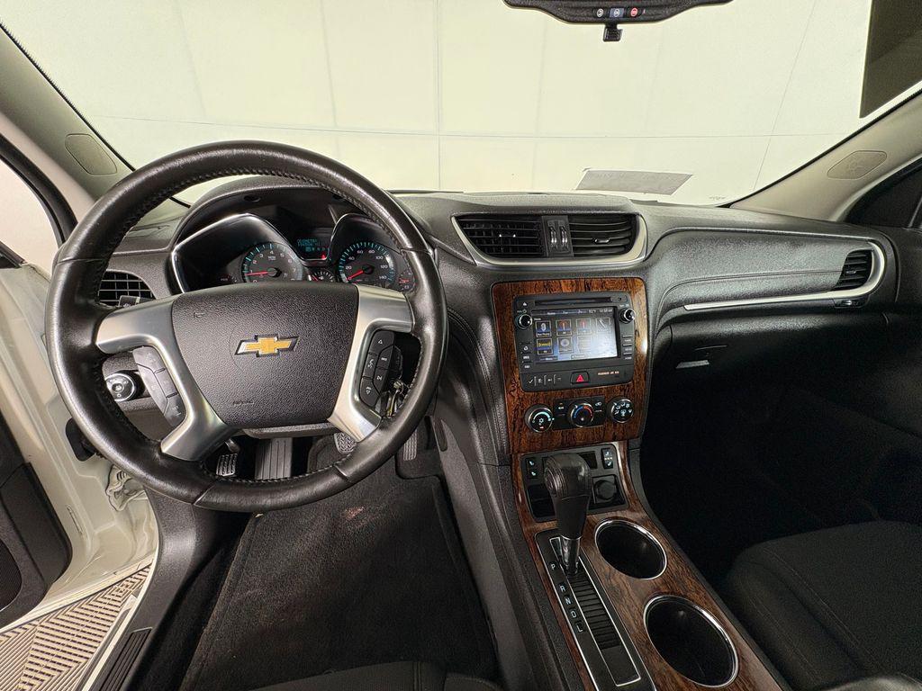 used 2014 Chevrolet Traverse car, priced at $6,501