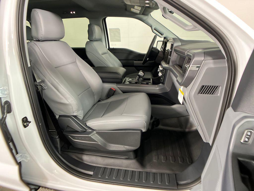 new 2025 Ford F-150 Lightning car, priced at $43,375