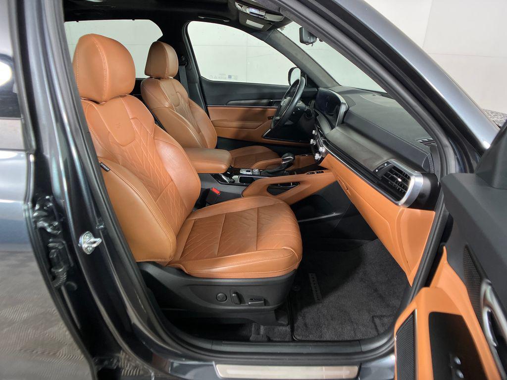 used 2024 Kia Telluride car, priced at $45,900