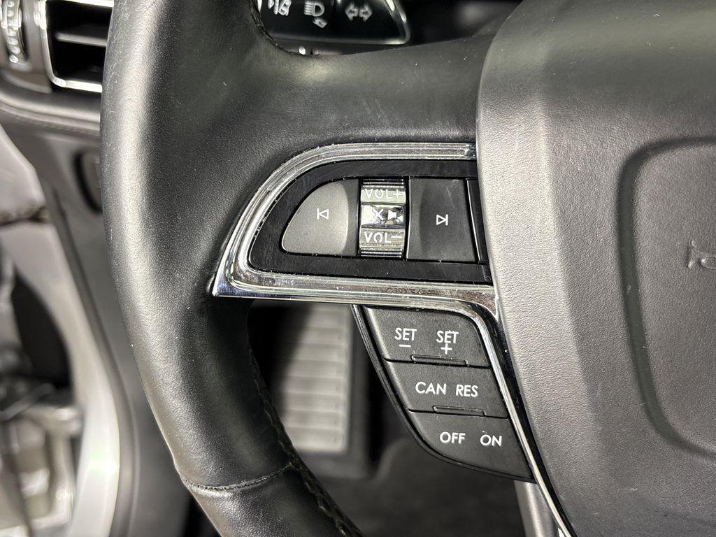 used 2022 Lincoln Nautilus car, priced at $31,500