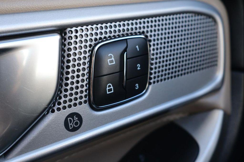 used 2022 Ford Explorer car, priced at $29,999