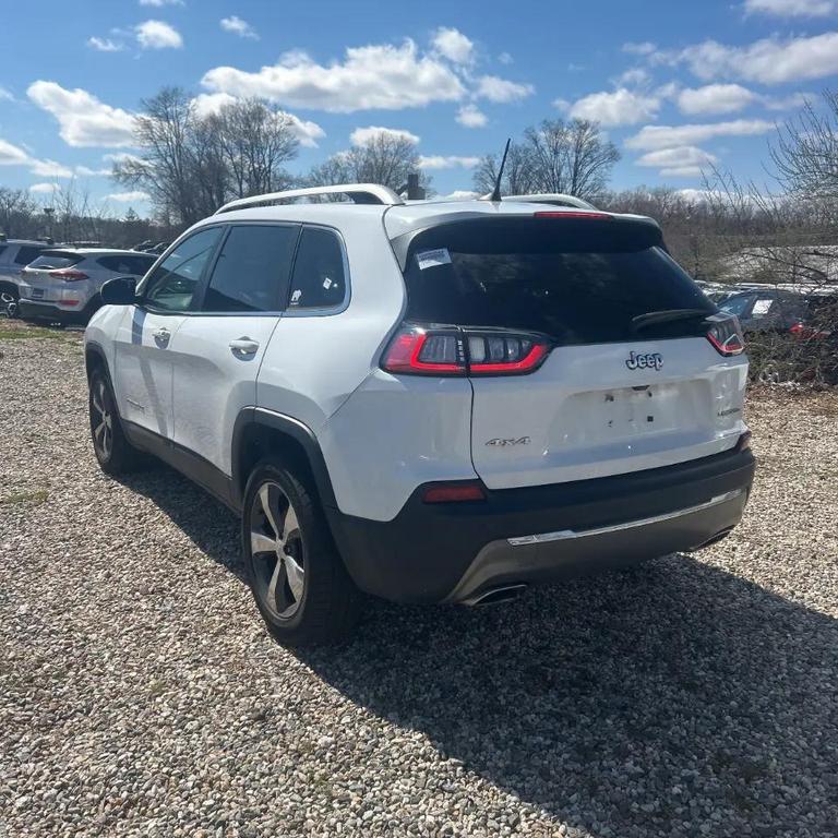 used 2019 Jeep Cherokee car