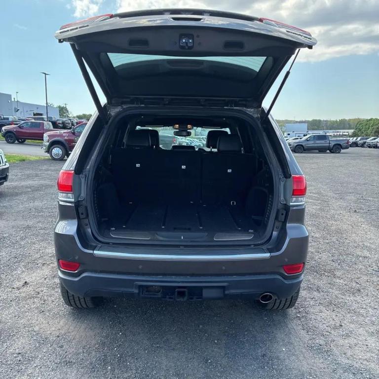 used 2017 Jeep Grand Cherokee car