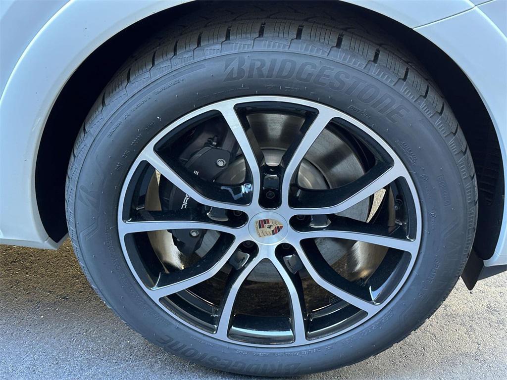 new 2026 Porsche Cayenne car, priced at $132,460