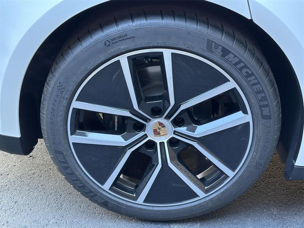 new 2026 Porsche Panamera car, priced at $134,620