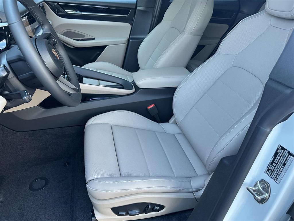 new 2025 Porsche Macan car, priced at $86,281