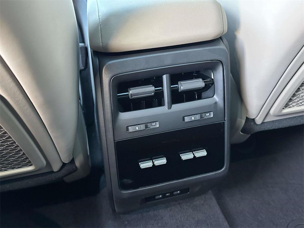 new 2025 Porsche Macan car, priced at $86,281