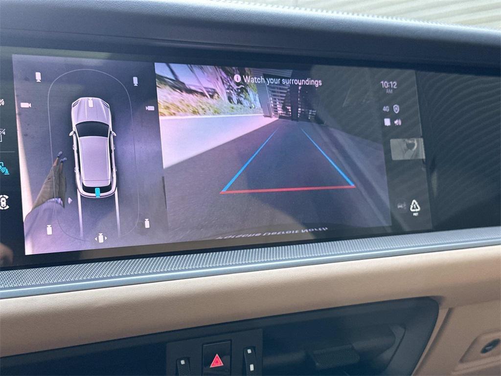 new 2025 Porsche Cayenne car, priced at $123,255