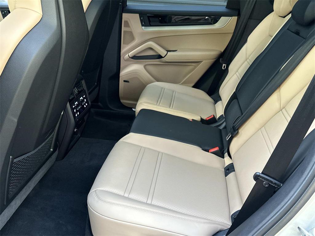 new 2025 Porsche Cayenne car, priced at $123,255