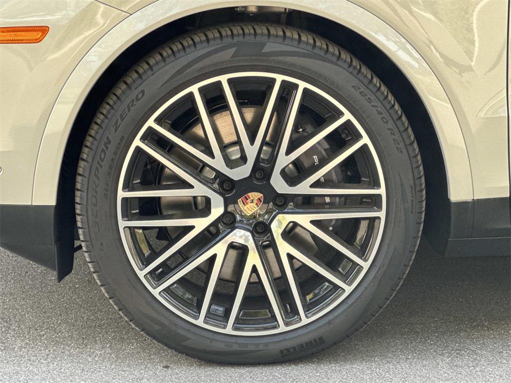 new 2025 Porsche Cayenne car, priced at $123,255