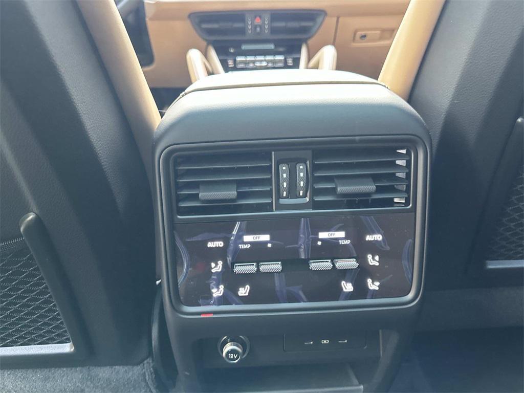 new 2025 Porsche Cayenne car, priced at $123,255