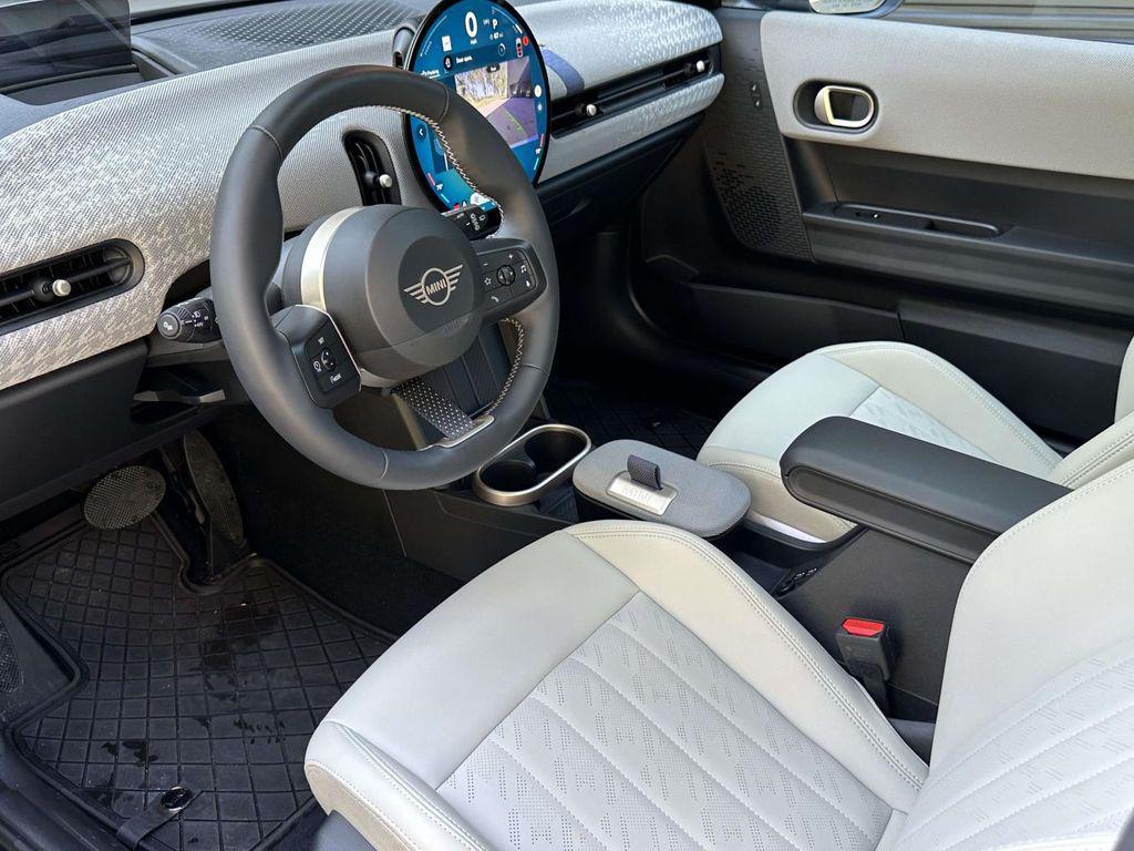 used 2025 MINI Hardtop car, priced at $28,000