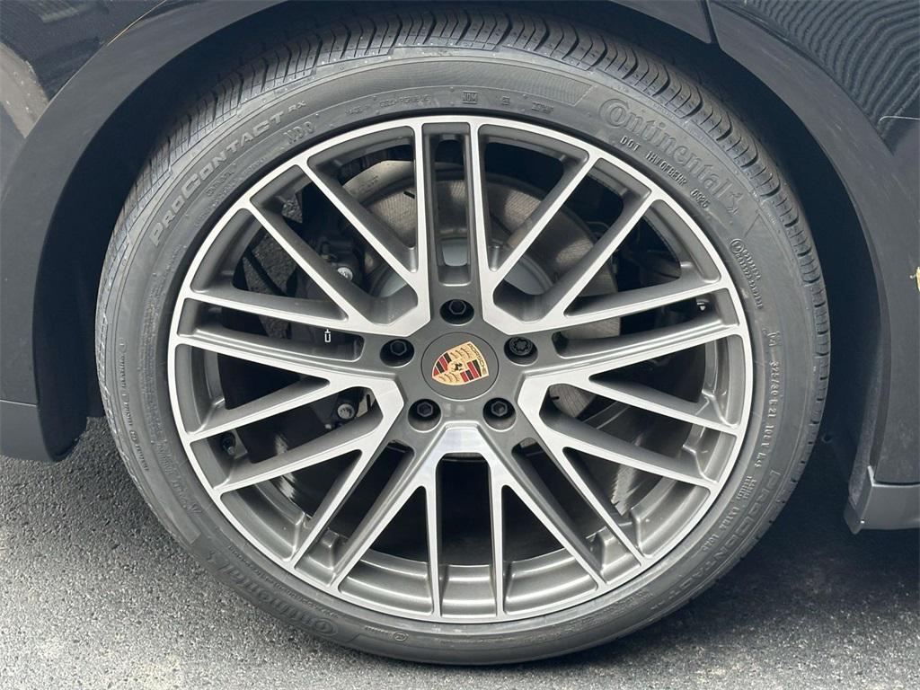 new 2026 Porsche Panamera car, priced at $139,850
