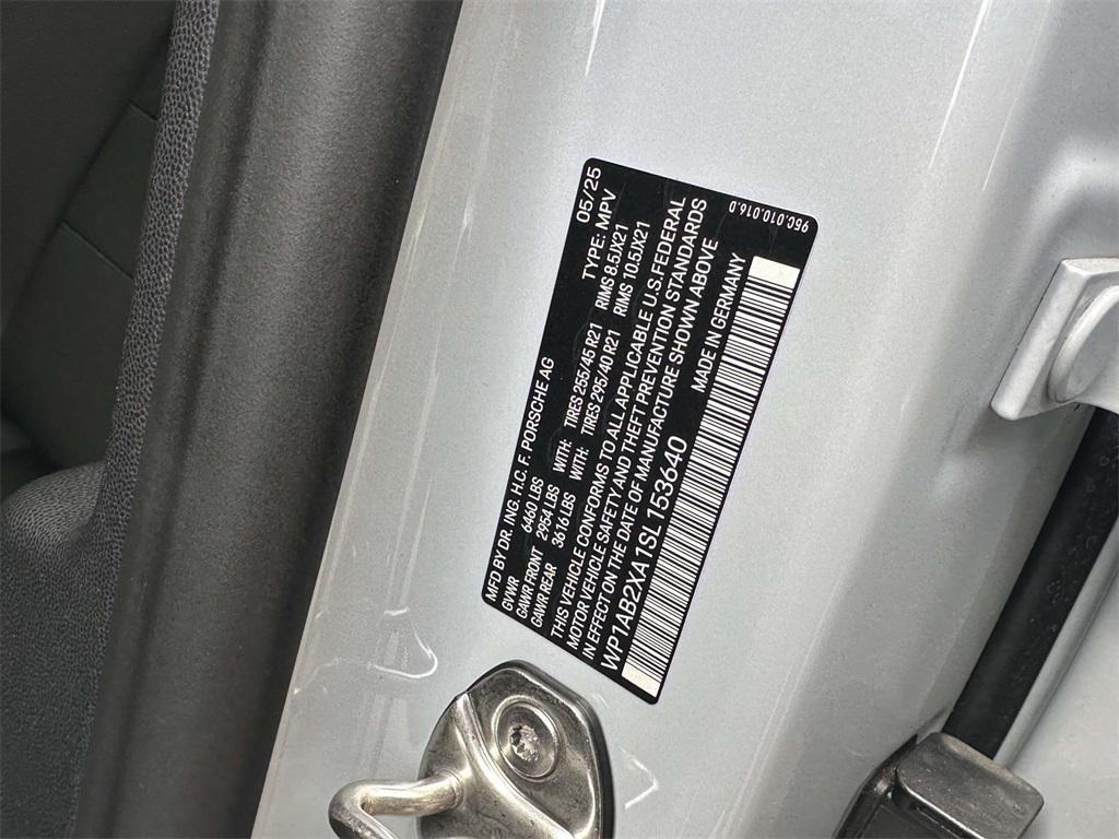 new 2025 Porsche Macan car, priced at $100,985