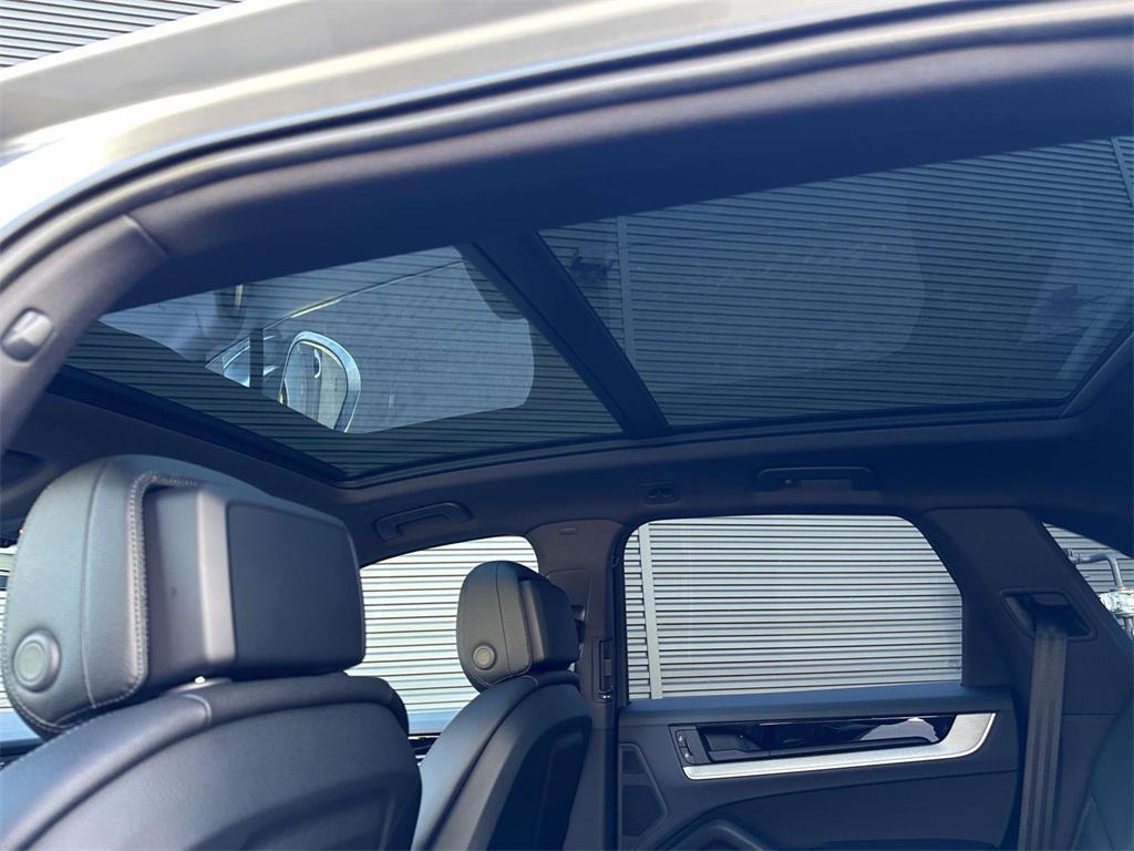 new 2026 Porsche Cayenne car, priced at $113,670