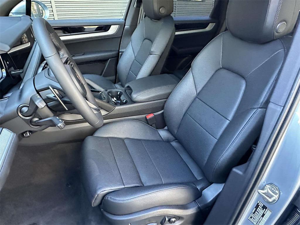 new 2026 Porsche Cayenne car, priced at $113,670
