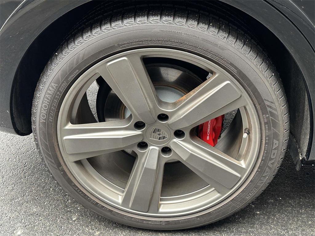 used 2025 Porsche Cayenne car, priced at $149,500