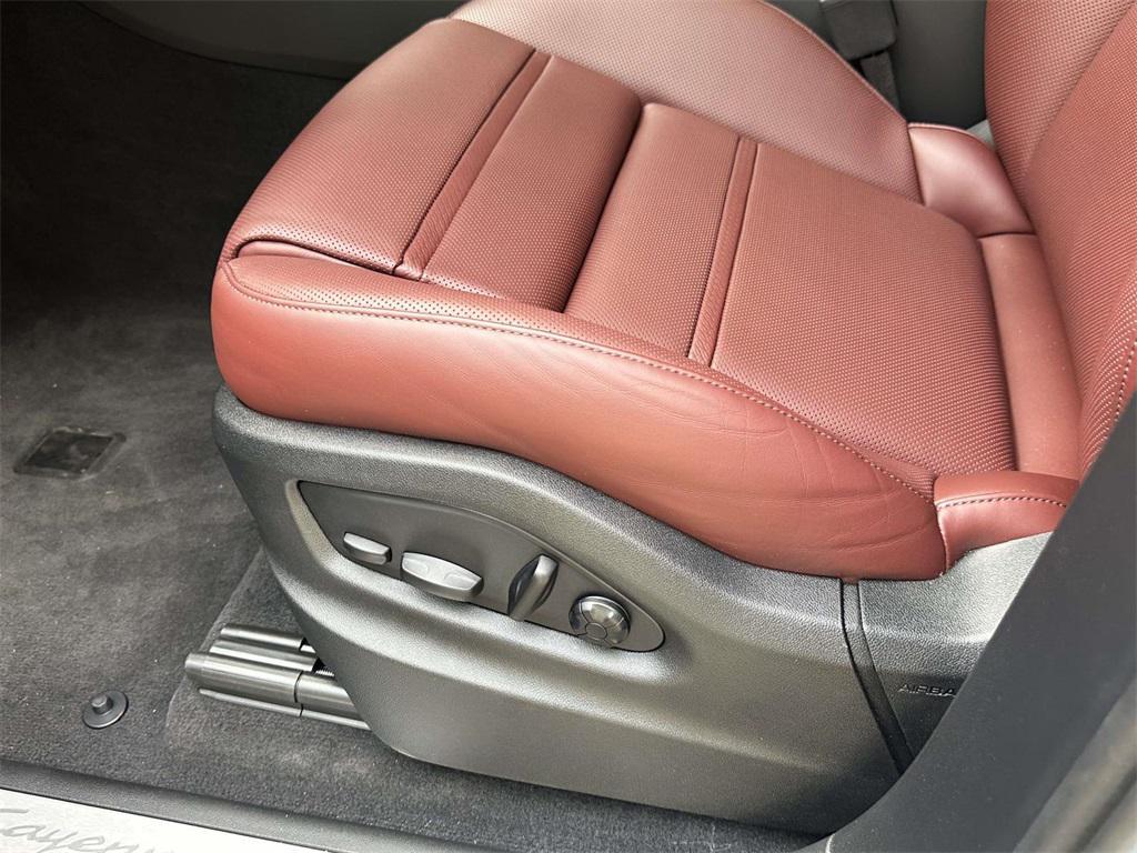 new 2025 Porsche Cayenne car, priced at $128,575
