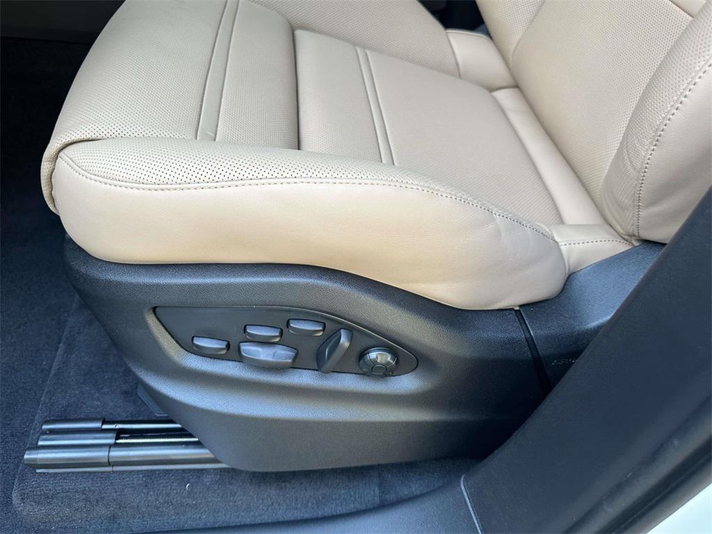 new 2026 Porsche Cayenne car, priced at $109,480