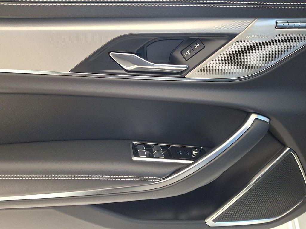new 2024 Jaguar XF car, priced at $52,078
