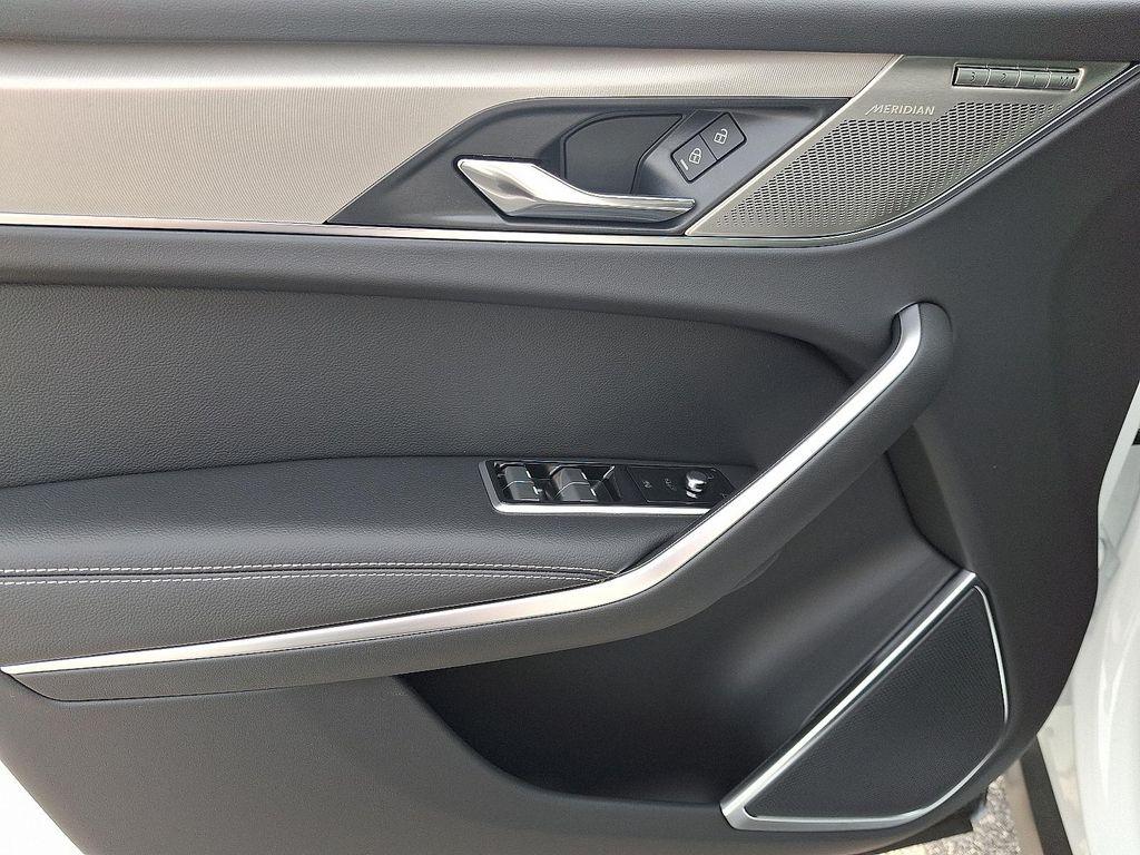 new 2026 Jaguar F-PACE car, priced at $61,458