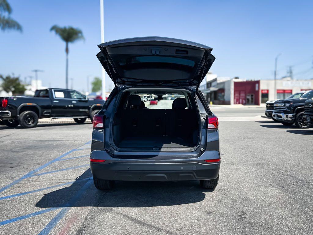 used 2022 Chevrolet Equinox car, priced at $18,495