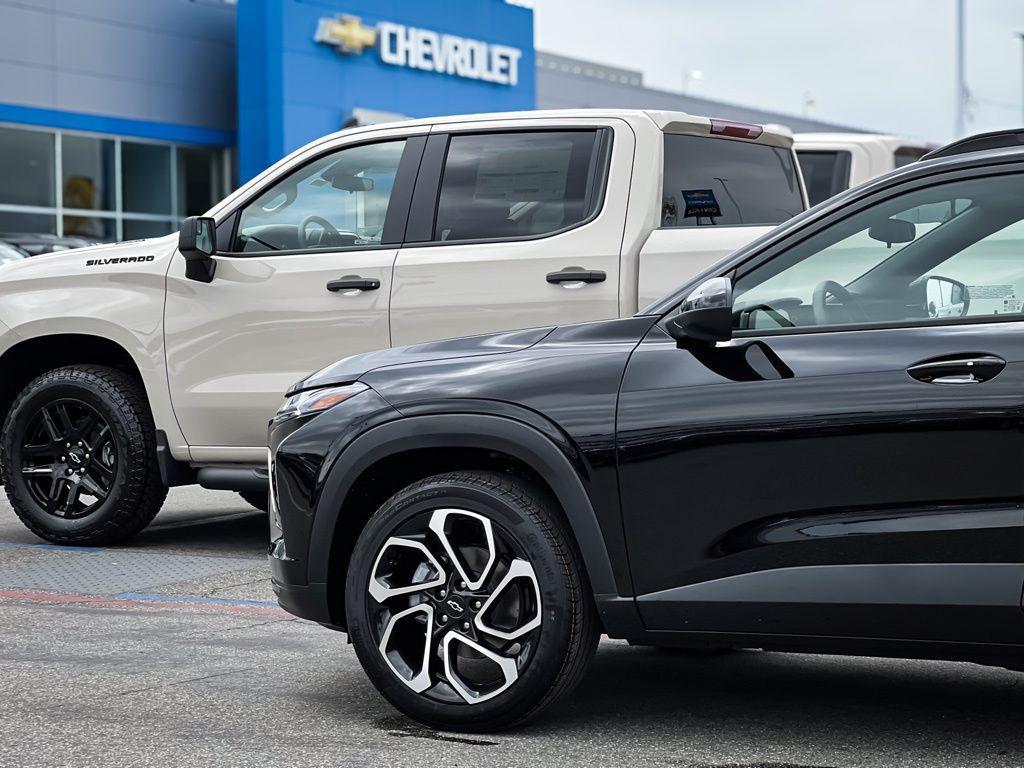 new 2026 Chevrolet Trax car, priced at $27,490