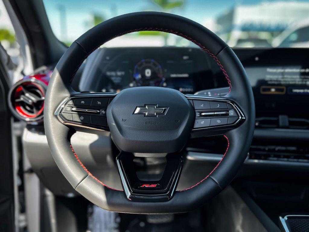new 2026 Chevrolet Equinox car, priced at $33,390