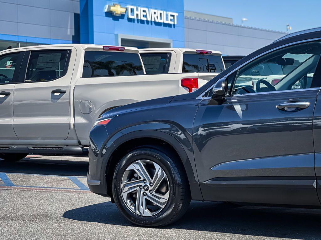 used 2023 Hyundai Santa Fe car, priced at $17,888