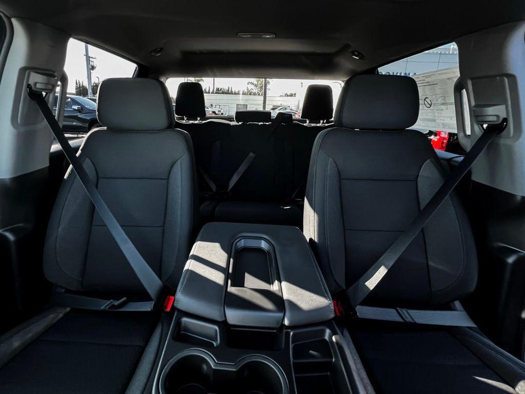 new 2026 Chevrolet Silverado 1500 car, priced at $43,620