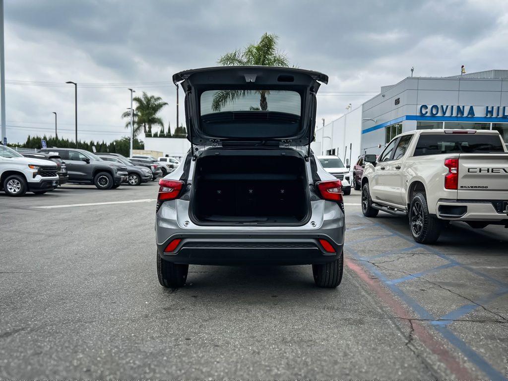 new 2026 Chevrolet Trax car, priced at $27,490
