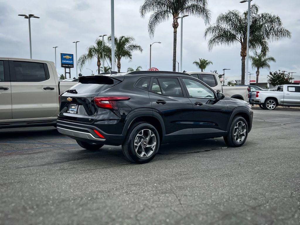 new 2026 Chevrolet Trax car, priced at $25,090