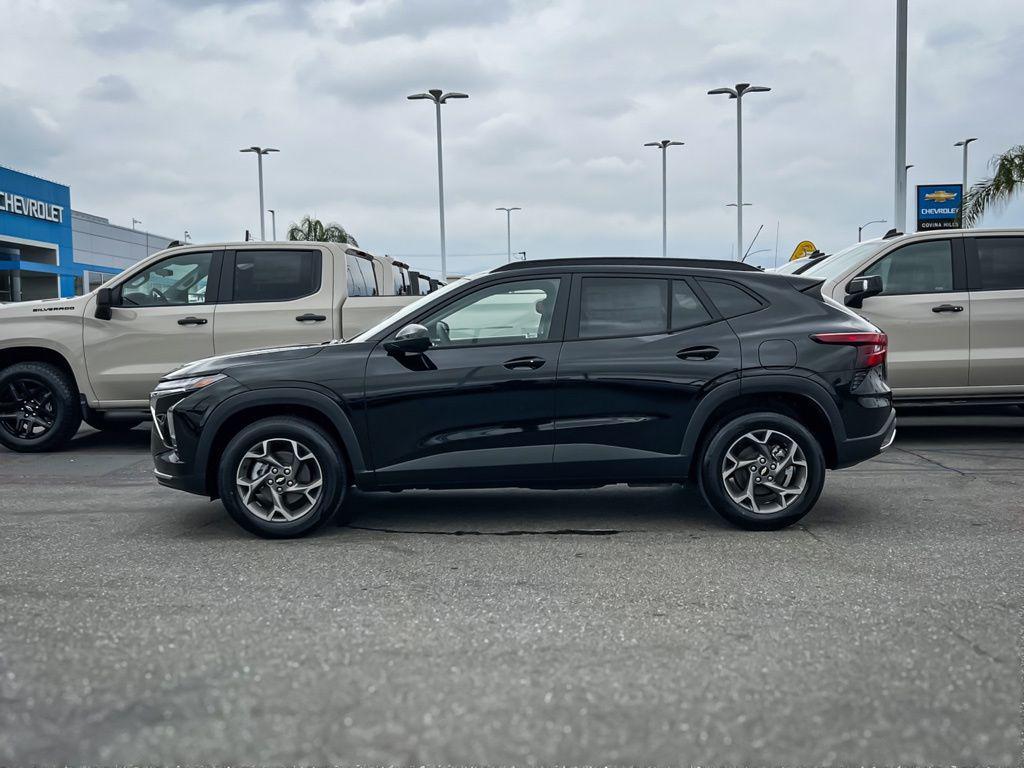 new 2026 Chevrolet Trax car, priced at $25,090