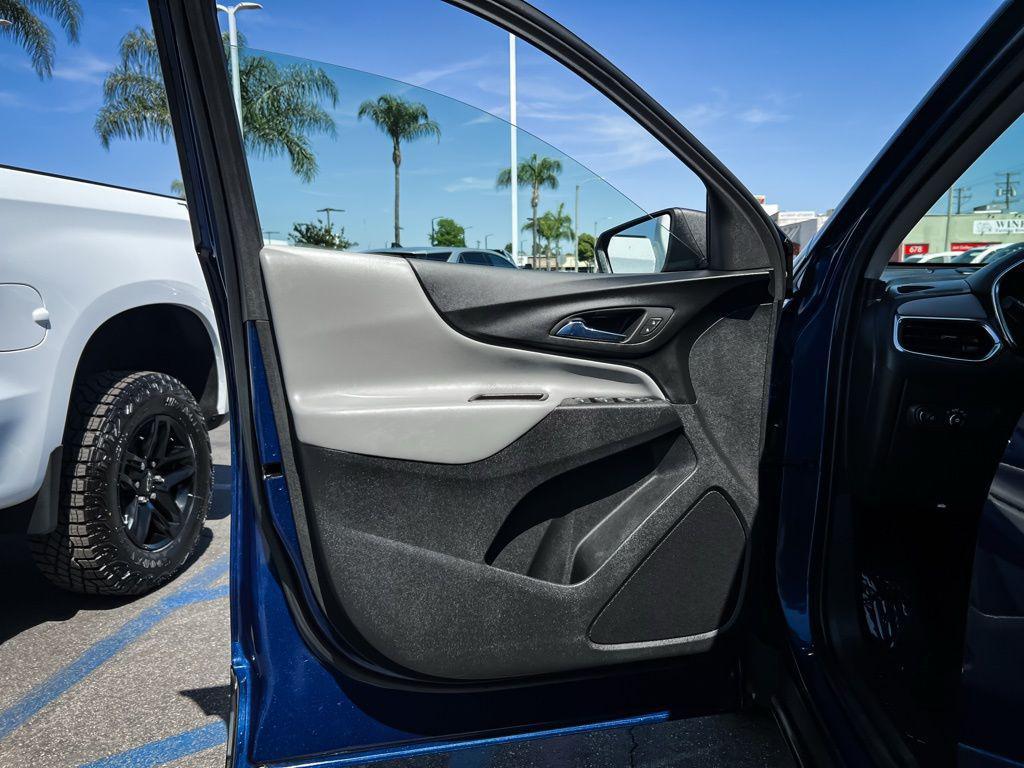 used 2023 Chevrolet Equinox car, priced at $17,495