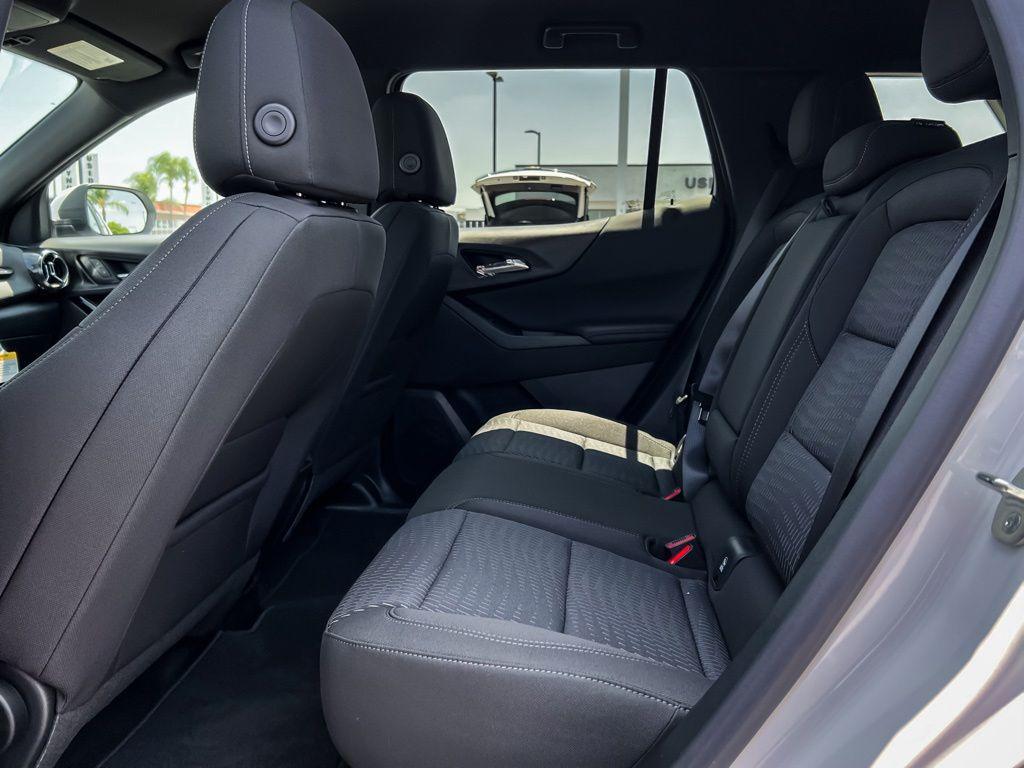new 2026 Chevrolet Equinox car, priced at $27,695